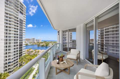 21150 Point Pl 1605, Aventura FL - photo 22 of 45