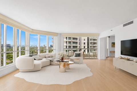 21150 Point Pl 1605, Aventura FL - photo 9 of 45