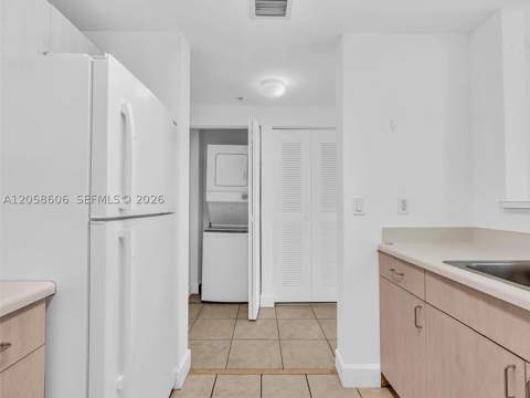 50 Menores Ave 518, Coral Gables FL - photo 18 of 33