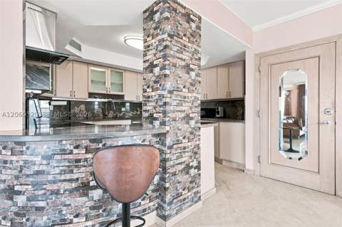 500 Bayview Dr 2121, Sunny Isles Beach FL - photo 11 of 41