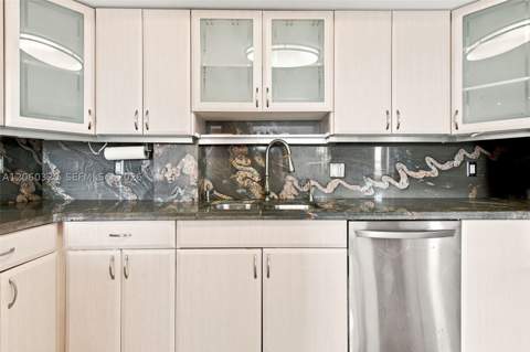 500 Bayview Dr 2121, Sunny Isles Beach FL - photo 8 of 41