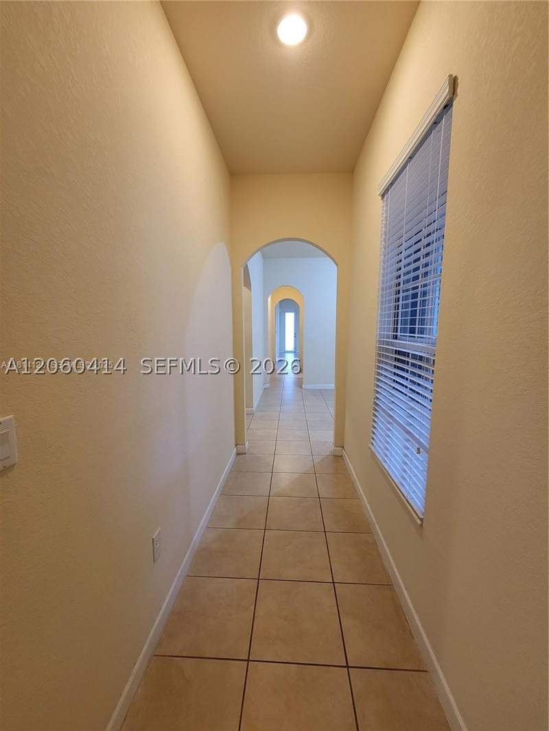3 bedroom SingleFamilyResidence at 9282 SW 171st Ct, Kendall Commons Residenti, Miami — photo 4