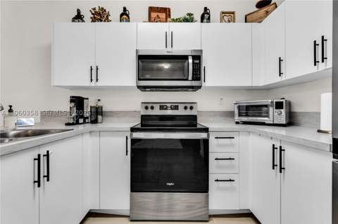 412 NW 12th Ave, Florida City FL - photo 13 of 46