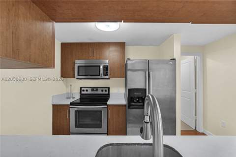601 NE 23rd St 901, Miami FL - photo 9 of 36