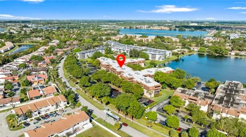 2 bedroom Condominium at 661 NE 195th St 407, Coco Wood Condo, Miami — photo 3