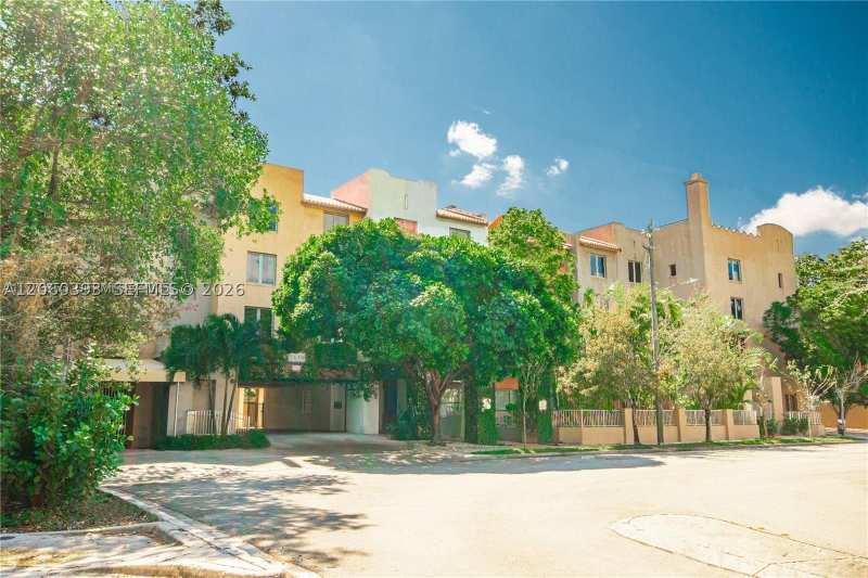 1 bedroom Condominium at 2630 SW 28th St (Overbrook) 51, Dixie Grove Residences Co, Miami — photo 1