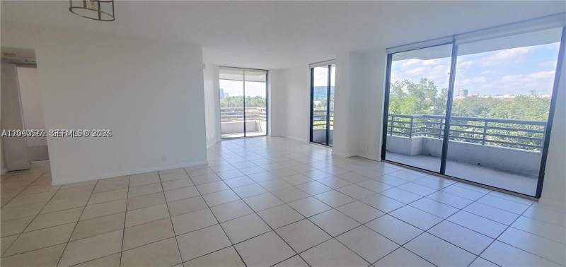 2 bedroom Condominium at 3300 NE 191st St 501, Parc Central Aventura Sou, Aventura — photo 4