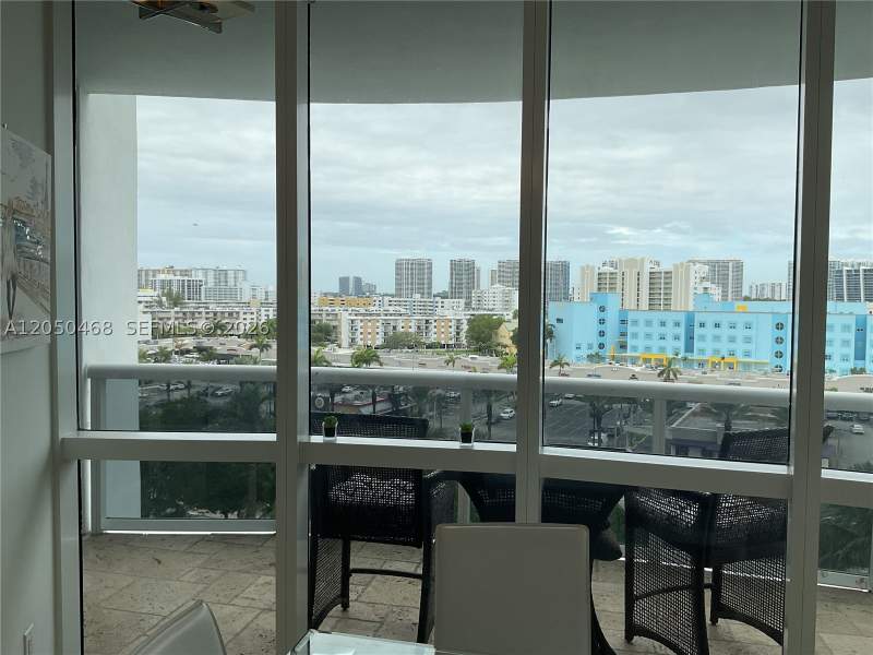 2 bedroom Condominium at 18201 Collins Ave 901A, Trump Royale Condo, Sunny Isles Beach — photo 2
