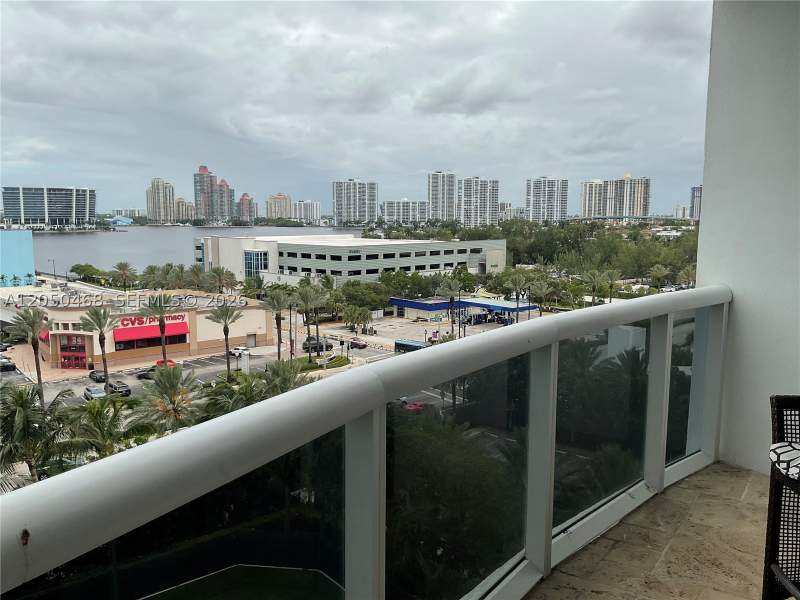 2 bedroom Condominium at 18201 Collins Ave 901A, Trump Royale Condo, Sunny Isles Beach — photo 4