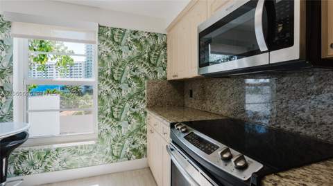 1455 West Ave 603, Miami Beach FL - photo 10 of 29