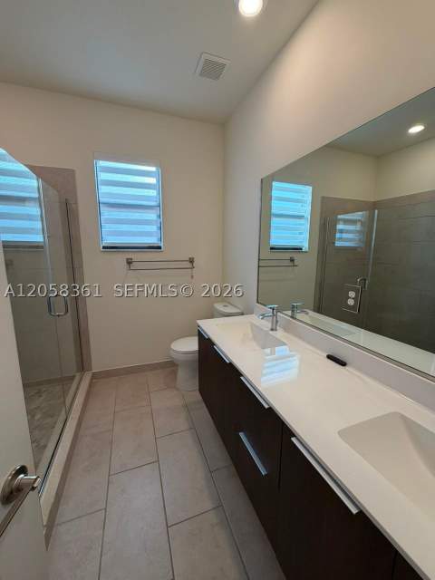 15816 NW 91st Ave, Miami Lakes FL - photo 15 of 24