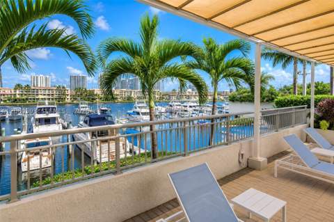 18071 Biscayne Blvd 302, Aventura FL - photo 13 of 32