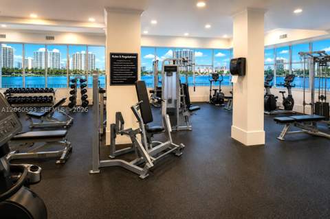 18071 Biscayne Blvd 302, Aventura FL - photo 18 of 32