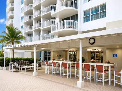 18071 Biscayne Blvd 302, Aventura FL - photo 24 of 32