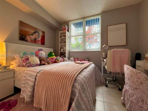 5085 NW 7th St 406, Miami FL - photo 10 of 32