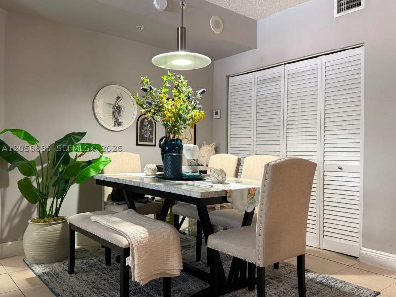2 bedroom Condominium at 5085 NW 7th St 406, Blue Lagoon Condo, Miami — photo 4