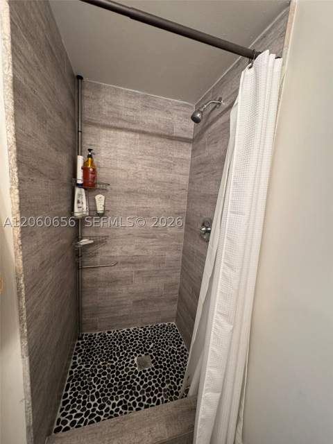 6845 SW 45th Ln 10, Miami FL - photo 15 of 19