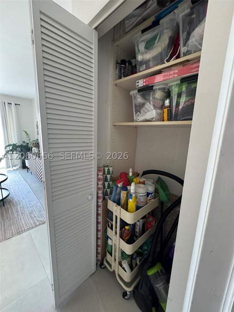 6845 SW 45th Ln 10, Miami FL - photo 16 of 19