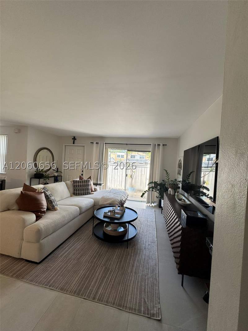 2 bedroom Condominium at 6845 SW 45th Ln 10, Gables Point III Condo, Miami — photo 5