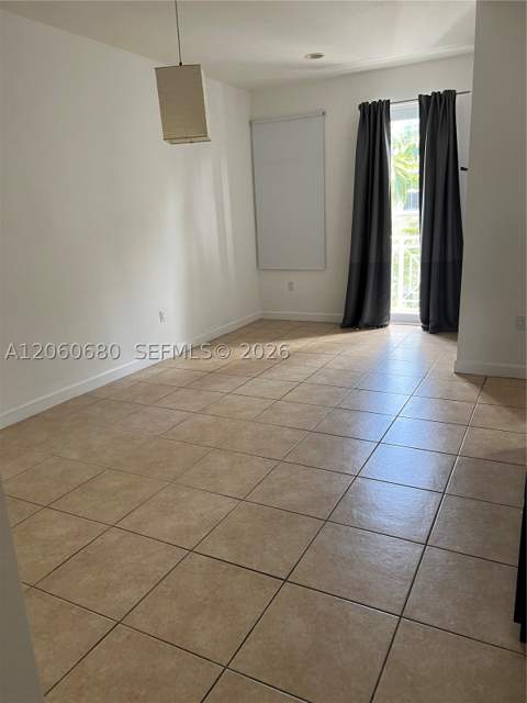 11440 NW 75th Ter, Doral FL - photo 16 of 25