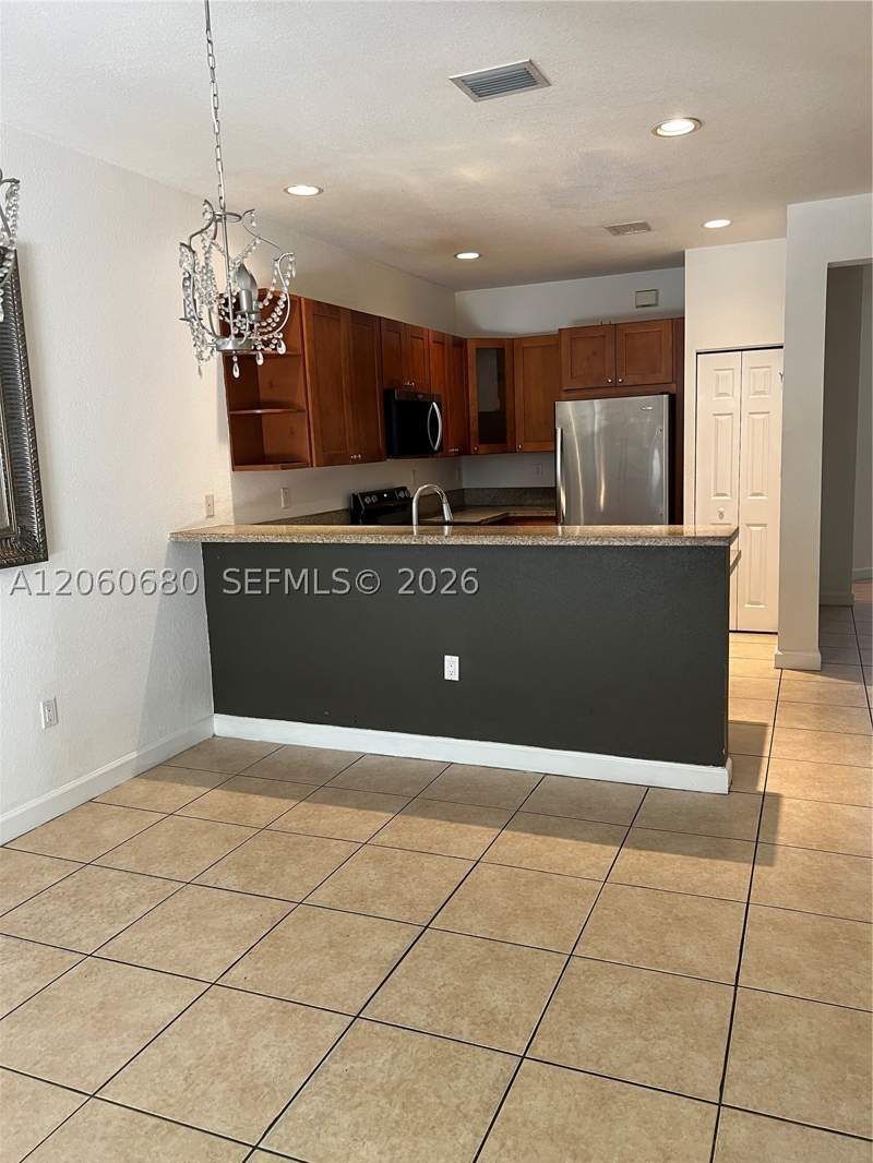 3 bedroom Townhouse at 11440 NW 75th Ter, Reserve At Doral West, Doral — photo 5