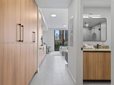 121 NE 5th St 504, Miami FL - photo 9 of 54