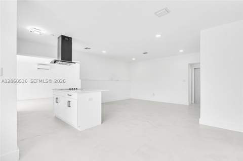 30 NE 193rd Ter, Miami FL - photo 10 of 30