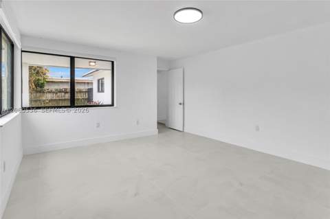 30 NE 193rd Ter, Miami FL - photo 13 of 30