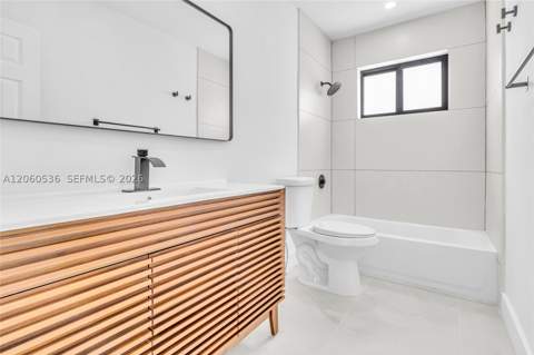 30 NE 193rd Ter, Miami FL - photo 17 of 30