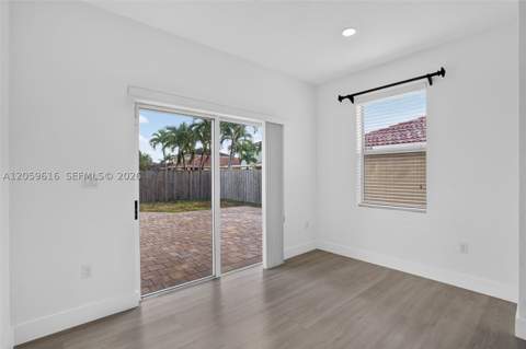 8961 SW 215th Ter, Cutler Bay FL - photo 16 of 55