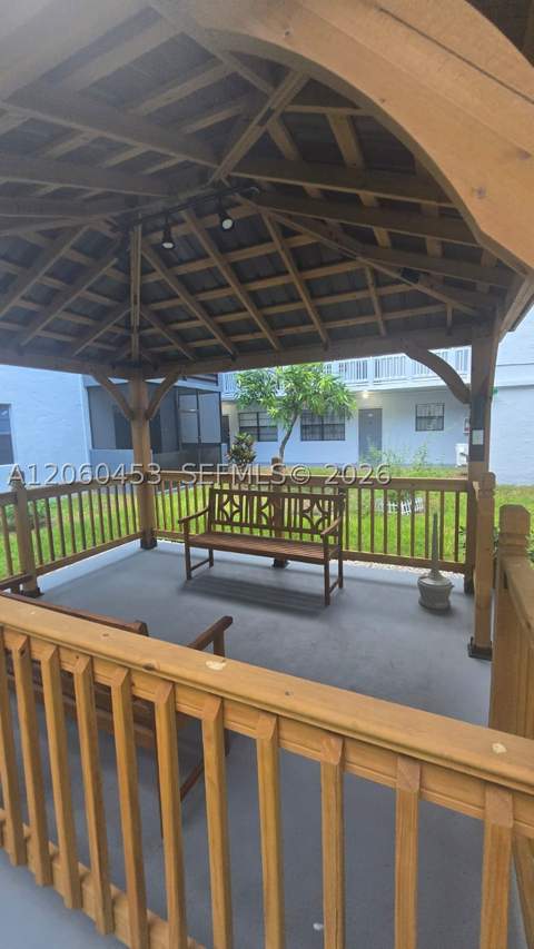 13500 NE 3rd Ct 416, North Miami FL - photo 18 of 20