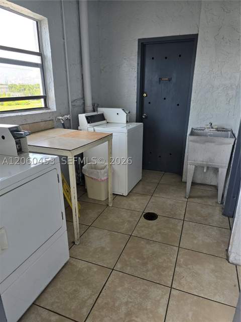 13500 NE 3rd Ct 416, North Miami FL - photo 19 of 20