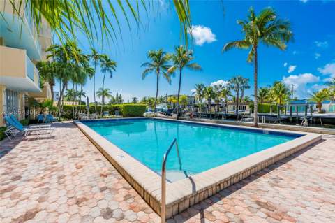 2350 NE 135th St 1510, North Miami FL - photo 21 of 33