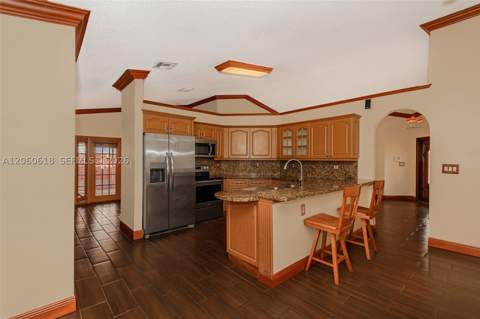 12268 SW 144th Ter, Miami FL - photo 9 of 40
