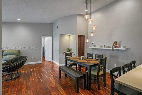 4910 NW 102nd Ave 203-8, Doral FL - photo 14 of 32
