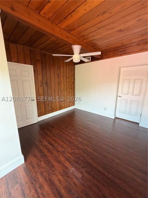 6305 Marlin Dr, Coral Gables FL - photo 15 of 26