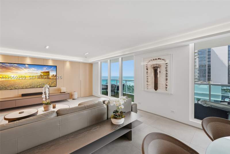 2 bedroom Condominium at 2301 Collins Ave 1003/1004, Roney Palace Condo, Miami Beach — photo 2