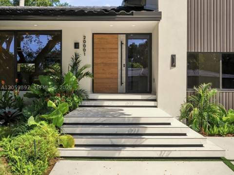 20001 NE 25th Ave, Miami FL - photo 14 of 108