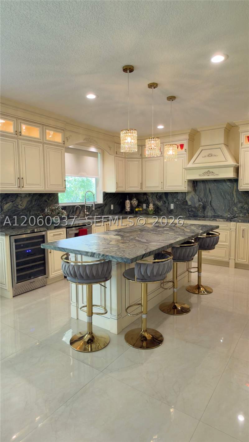 4 bedroom SingleFamilyResidence at 27803 SW 172nd Pl, The Redlands Sec 3, Homestead — photo 5