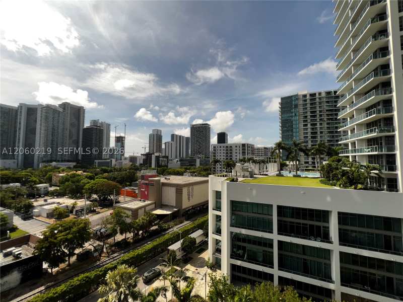 1 bedroom Condominium at 121 NE 34th St 803, 3401 Midtown Condo, Miami — photo 1