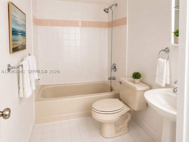 1 bedroom Condominium at 9678 Fontainebleau Blvd 311, Golfview Club At Fontaine, Miami — photo 2