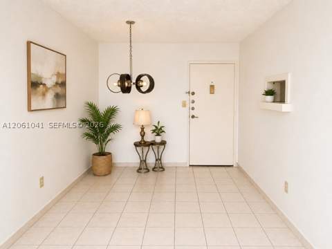 9678 Fontainebleau Blvd 311, Miami FL - photo 6 of 7