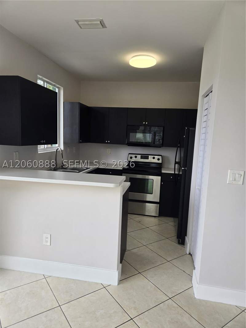 3 bedroom Townhouse at 2804 SE 16th Ave 124, Shoma Townhomes At Keysco, Homestead — photo 4