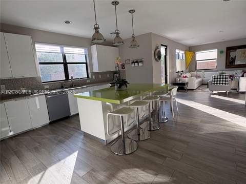 8925 NW 99th Ct, Doral FL - photo 13 of 24
