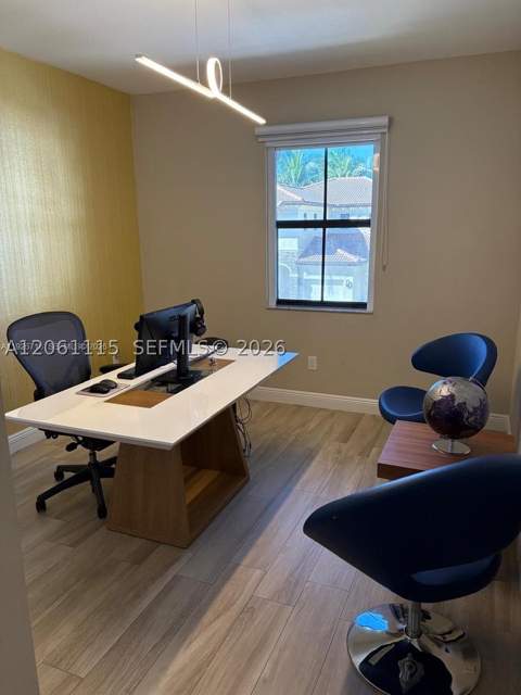 8925 NW 99th Ct, Doral FL - photo 19 of 24