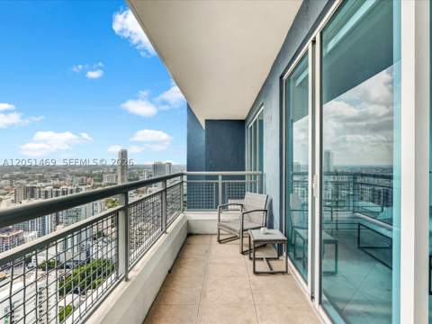 60 SW 13th St 4205, Miami FL - photo 19 of 39