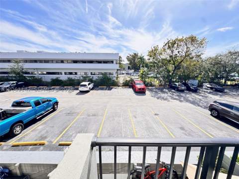 16450 NW 2nd Ave 207, Miami FL - photo 23 of 27