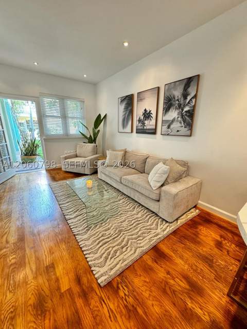 736 13th St 104, Miami Beach FL - photo 18 of 25