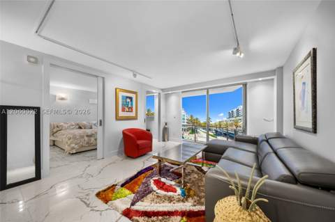 465 Ocean Dr 303, Miami Beach FL - photo 10 of 27