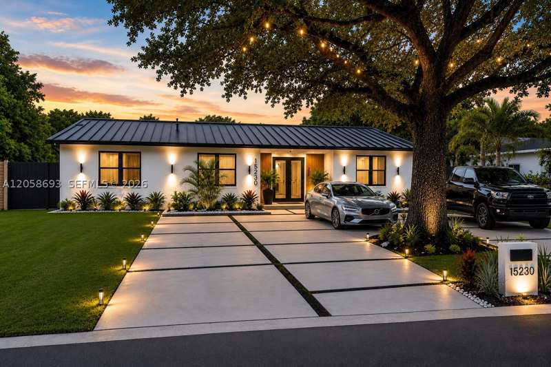 5 bedroom SingleFamilyResidence at 15230 NE 2nd Ave, Bisc Gardens Sec A, Miami — photo 1